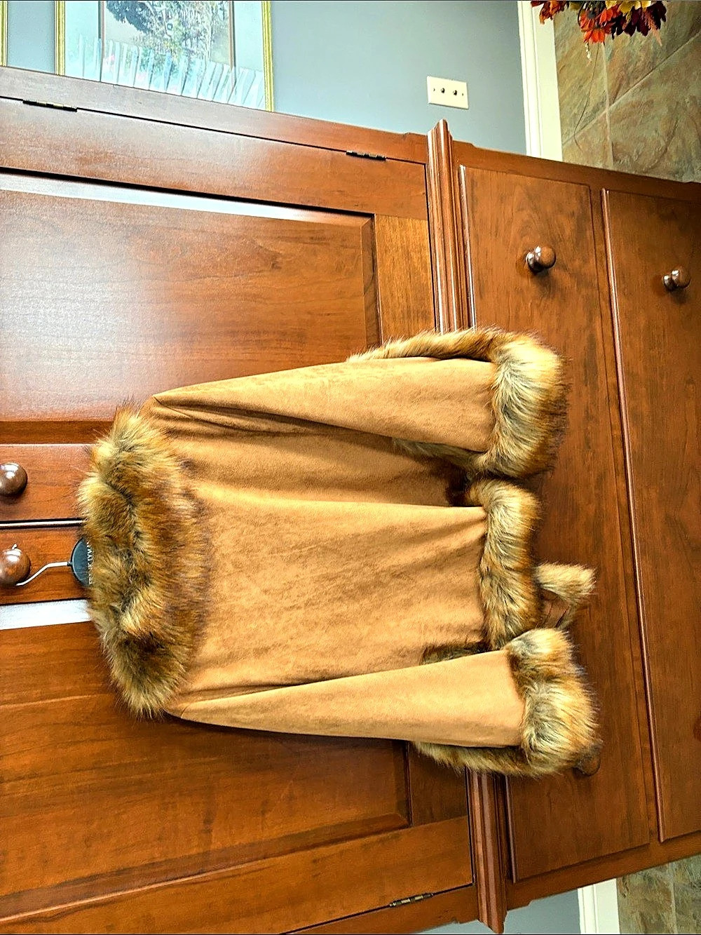 J. JAYZLEY Faux Fur Trim Cape in Brown Like New